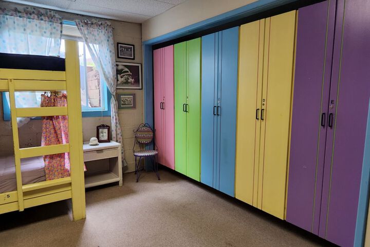 Room 35 of 46