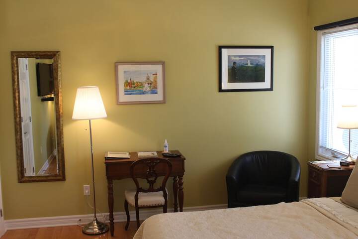 Room 60 of 74