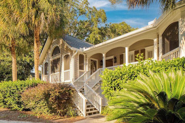Palmetto by Avantstay Gorgeous Character Home w / Pool Sun Room & Pool Table!