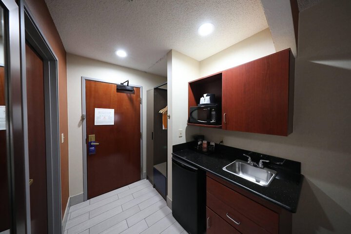 Comfort Inn & Suites Hutchinson