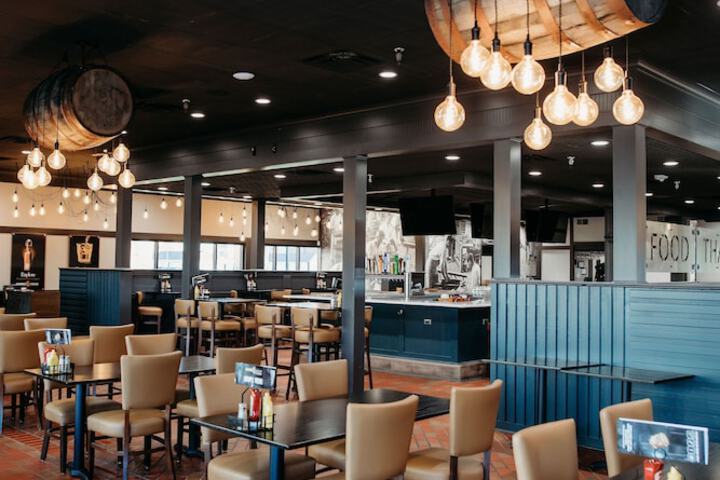 DoubleTree by Hilton Hotel Bloomington