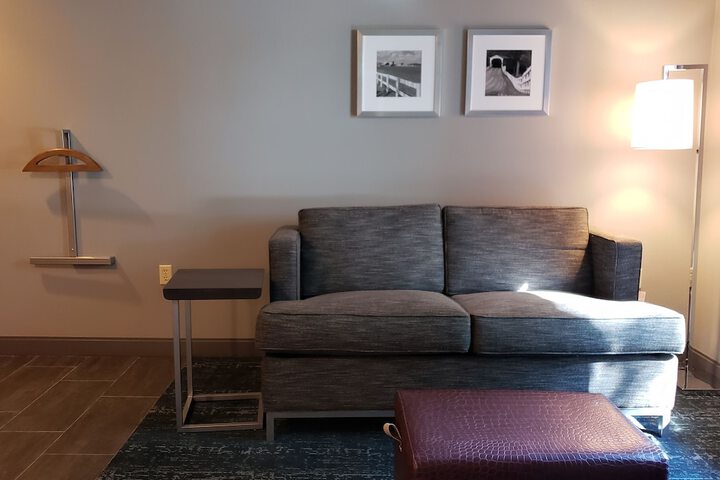 Room 96 of 169