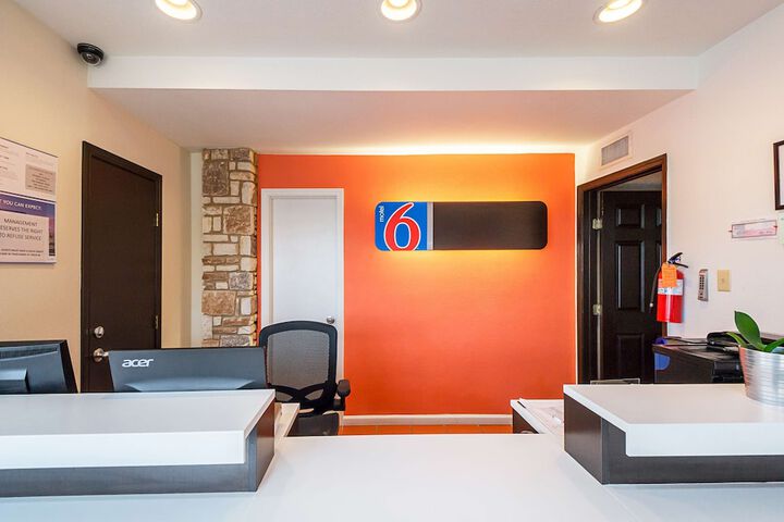 Hotel Interior 10 of 46