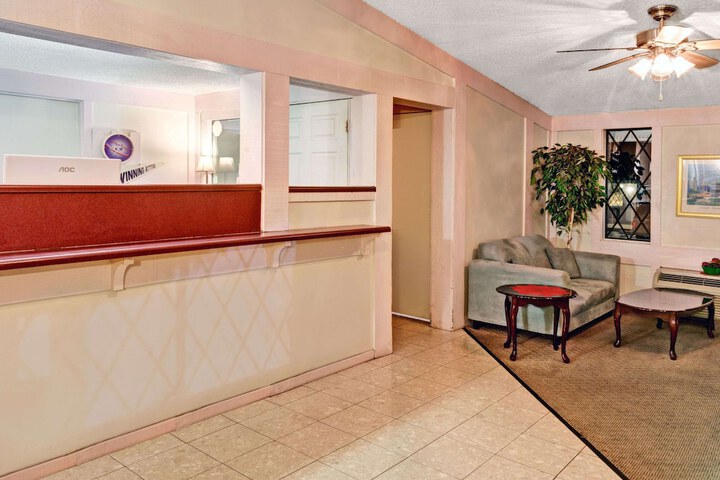 Hotel Interior 6 of 18
