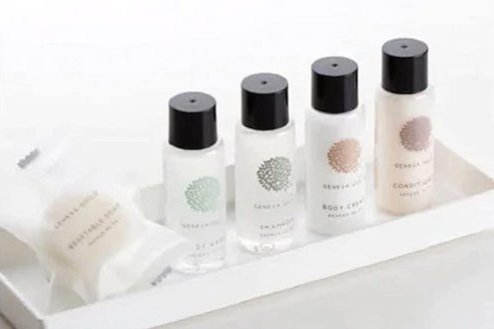 The Roslyn Tapestry Collection by Hilton