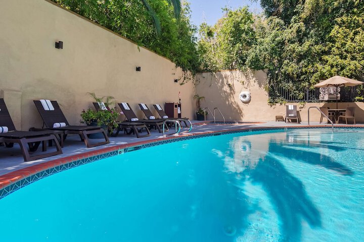 Pool 3 of 37
