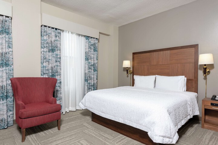 Room 41 of 62