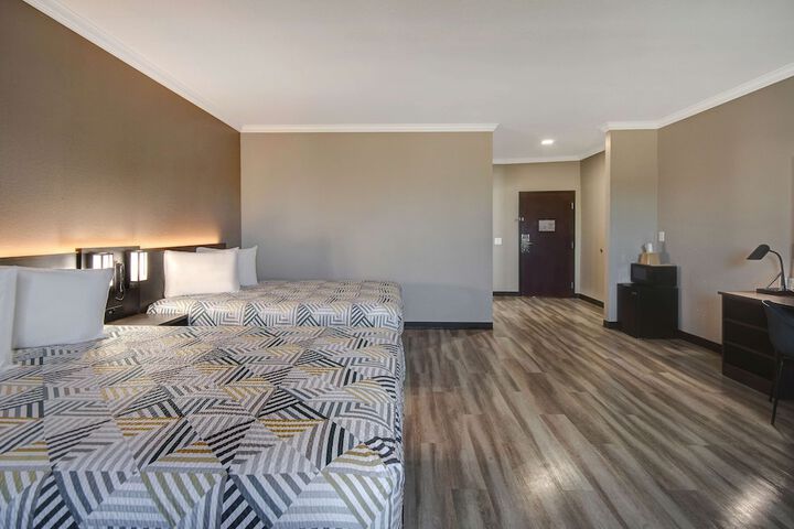 Motel 6 Fort Worth TX – I-35 & I-20