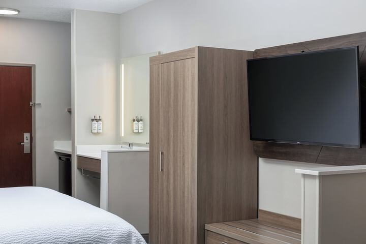 Room 78 of 120