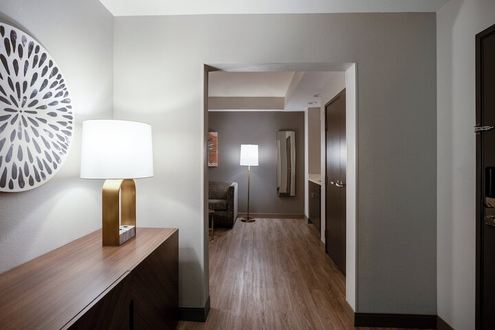 Room 47 of 76