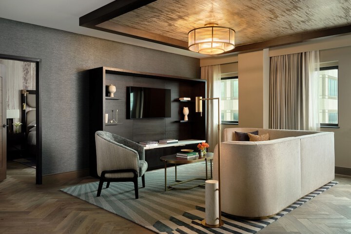 Room 71 of 123