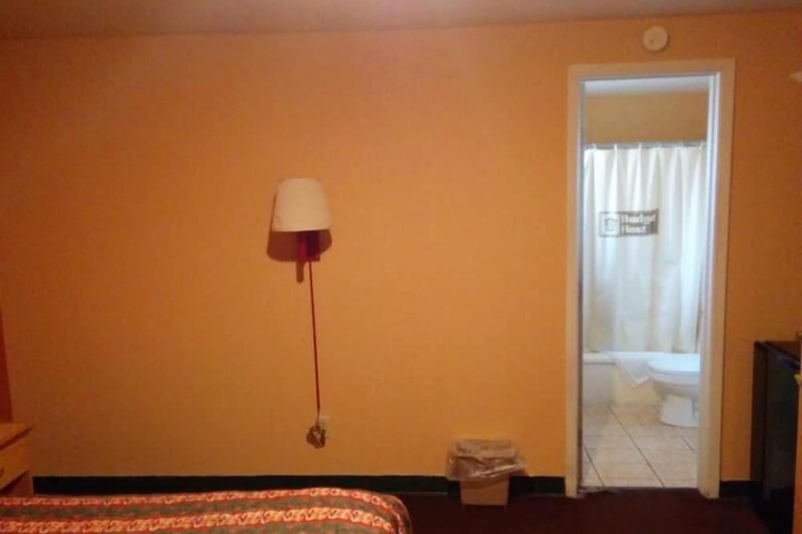 Room 7 of 20