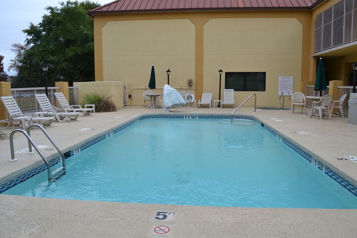 Pool 9 of 41