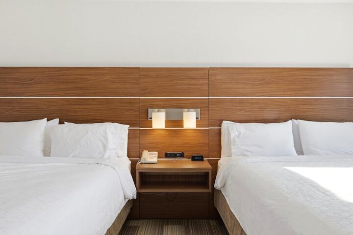 Holiday Inn Express & Suites Bethlehem Arpt-Allentown Area