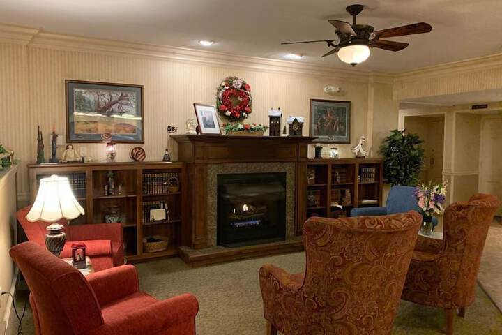 Hotel Interior 17 of 38