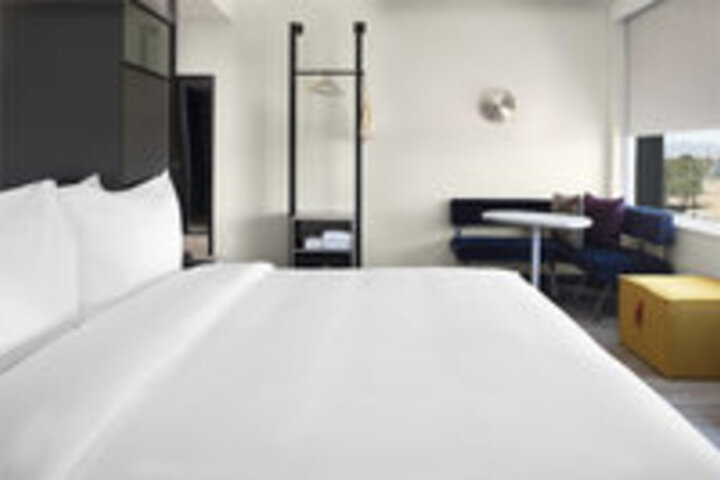 Room 115 of 462