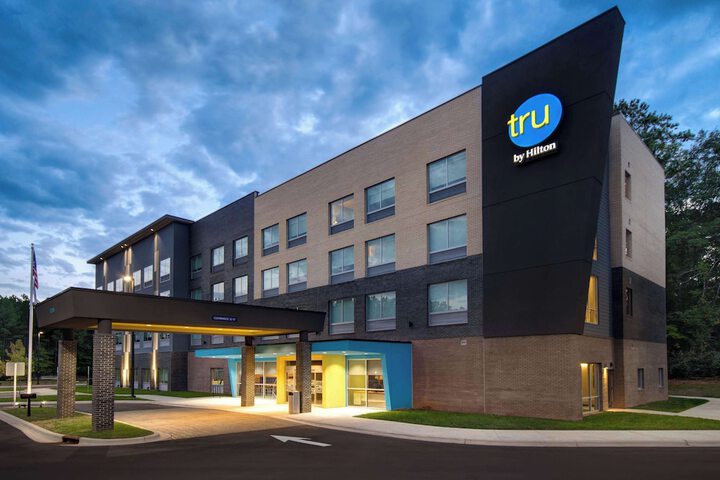 TRU BY Hilton Wake Forest Raleigh North