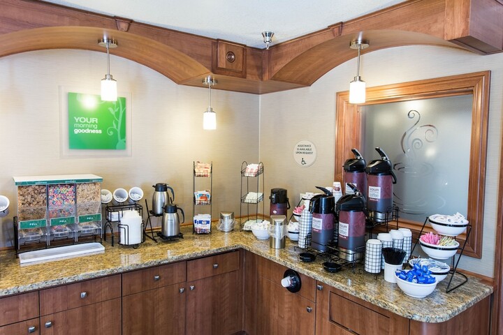Breakfast/Coffee Service 66 of 73