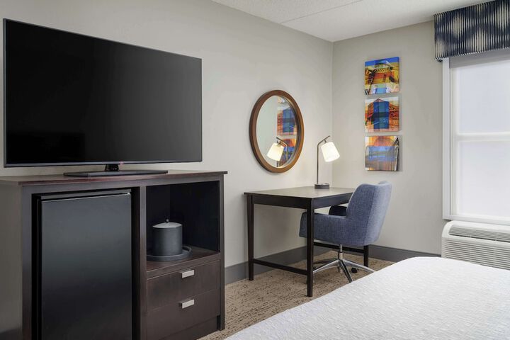 Room 22 of 64