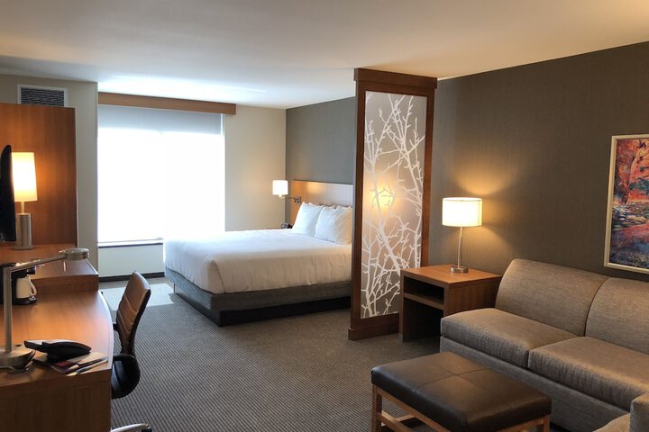 Room 26 of 42