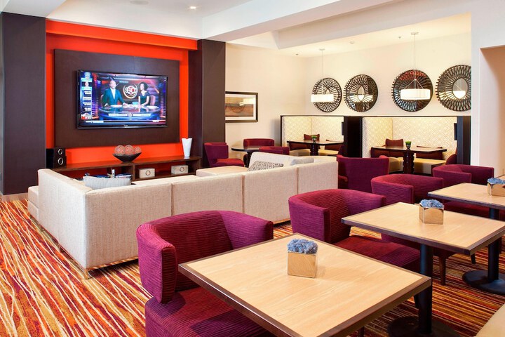 Hotel Interior 7 of 24