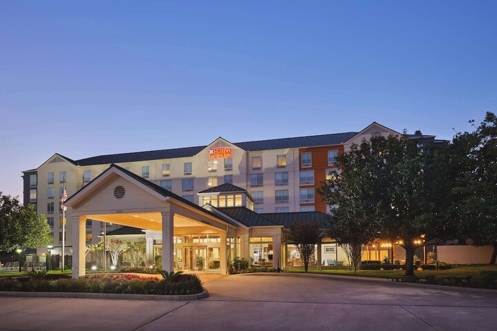 Hotel 4 of 32