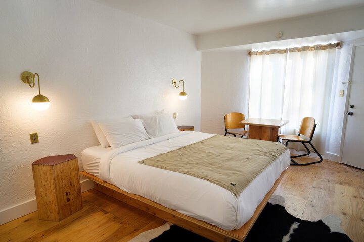 Room 18 of 45