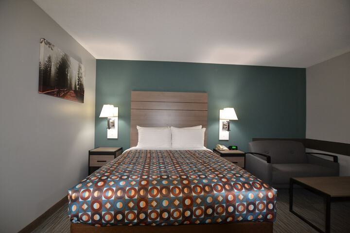 Room 12 of 46