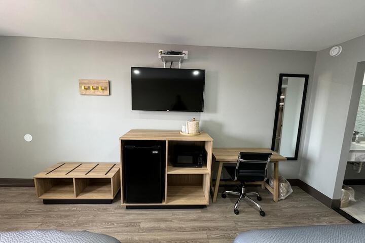 Room 19 of 31