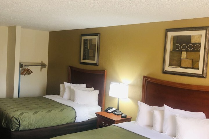 Room 38 of 46