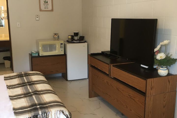 Room 12 of 44