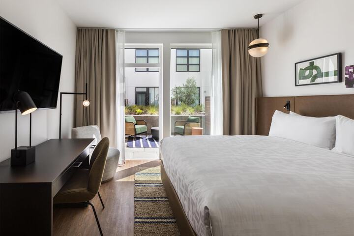 Kissel Uptown Oakland in the Unbound Collection by Hyatt
