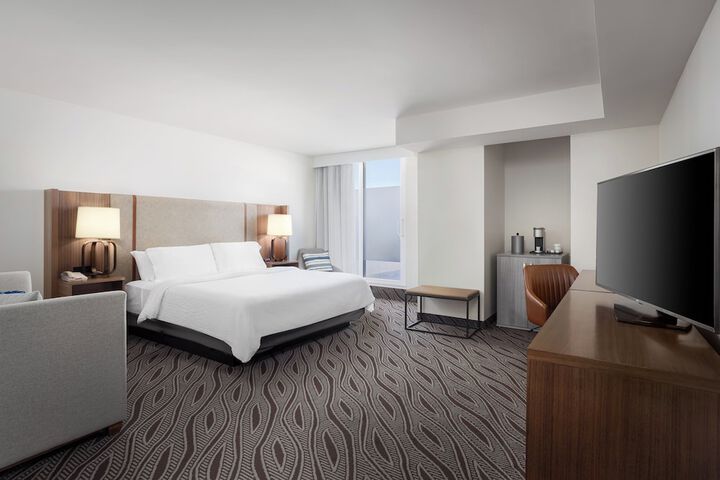 Room 51 of 100
