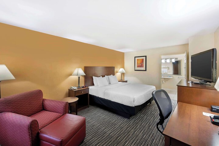 Best Western Snyder Inn