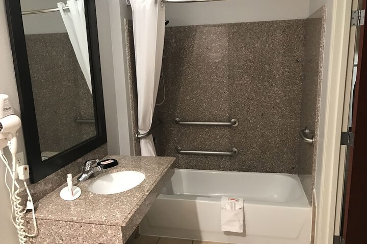 Super 8 by Wyndham Lubbock West