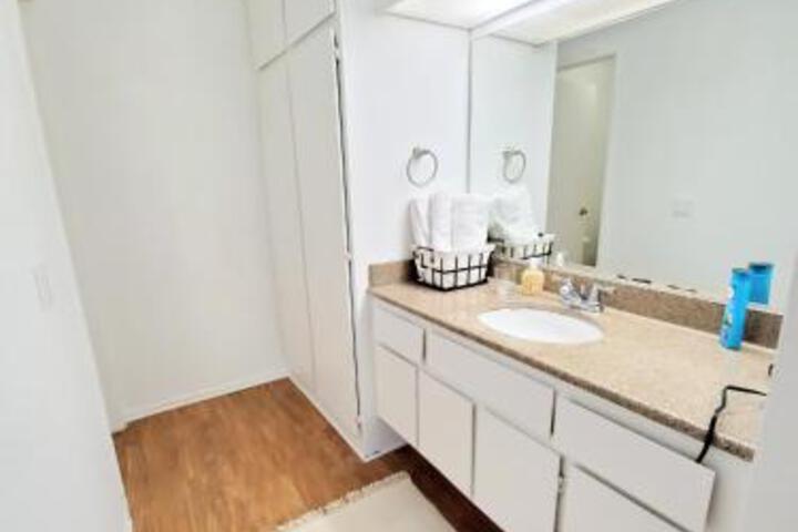 Rowland Heights Herly Apartment