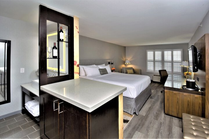 Room 44 of 59