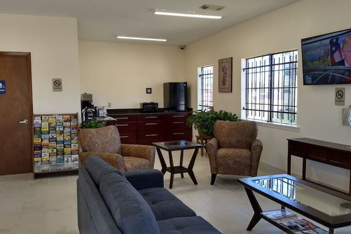 Highland Inn Denham Springs - Baton Rouge East