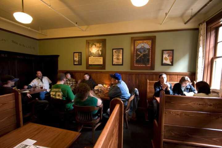 Dining 89 of 125