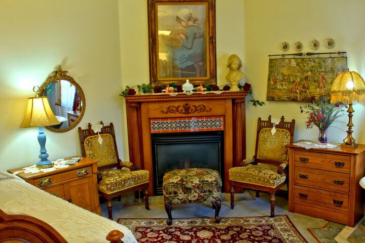 Room 135 of 171