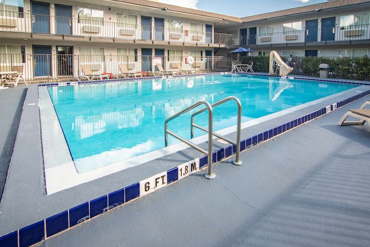 Pool 6 of 52