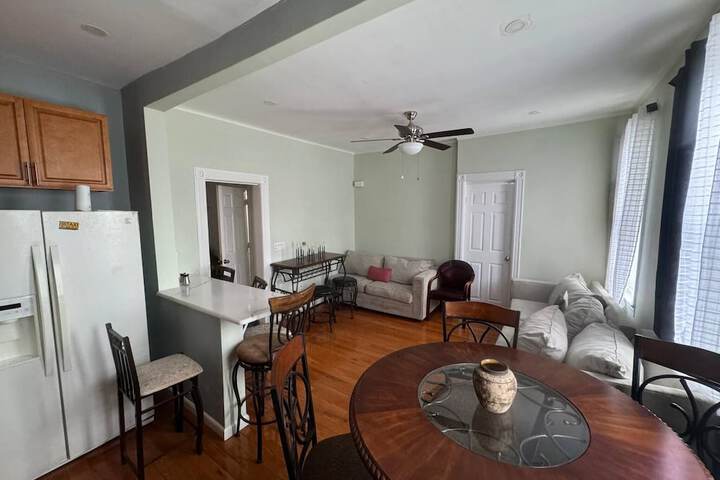 Huge 3 Bedrooms Apt 15 Minutes to NY City