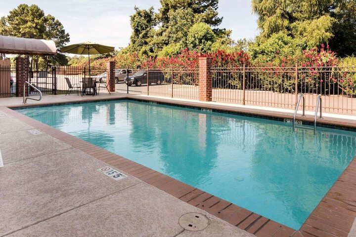 Pool 5 of 31