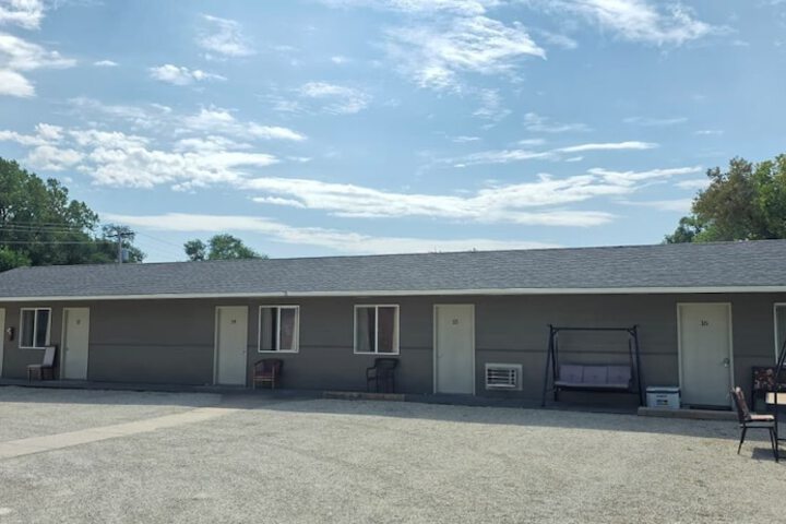 Country INN