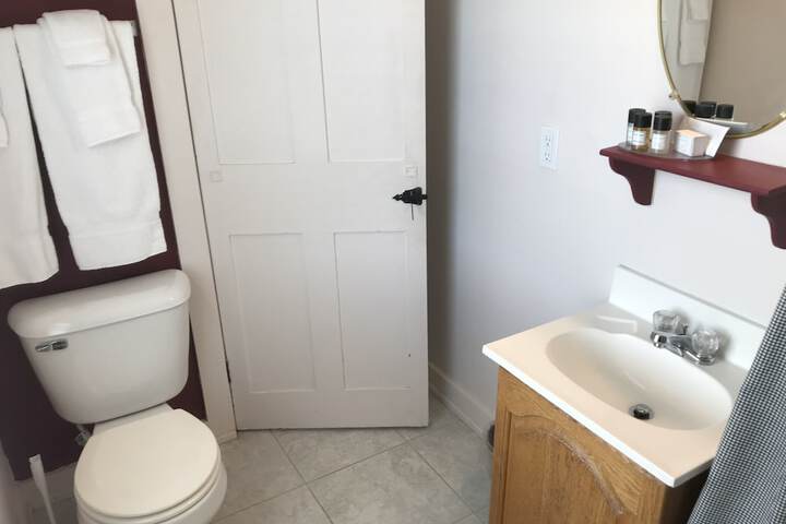 Room 27 of 80