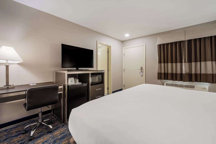 Room 20 of 30
