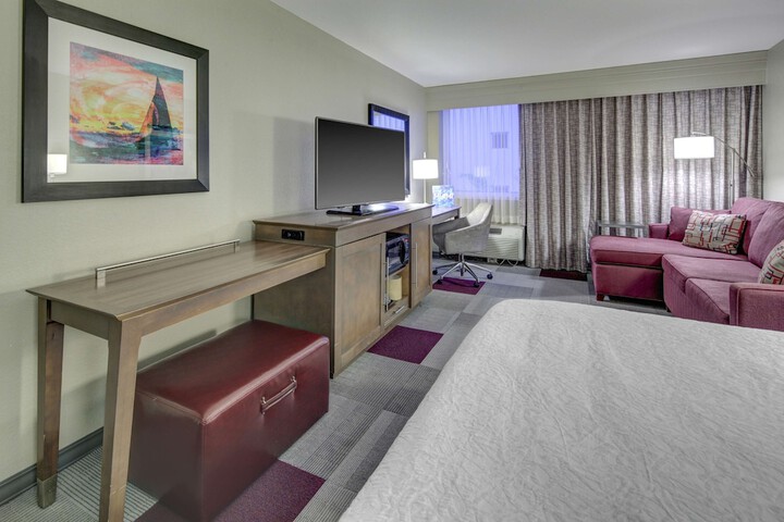 Room 21 of 39