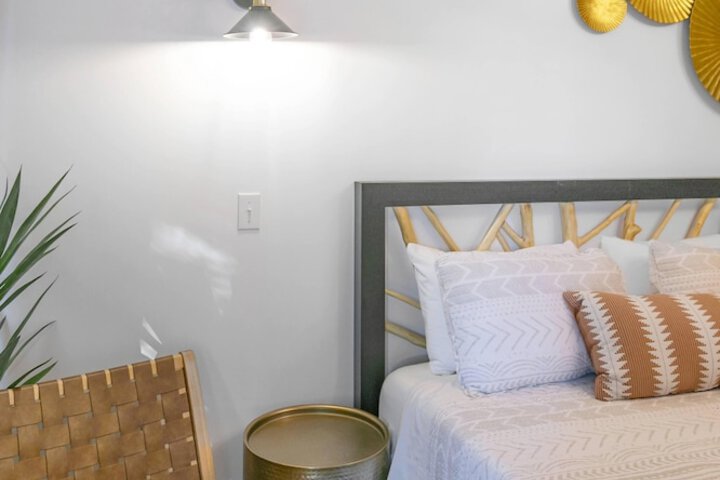 Room 40 of 106