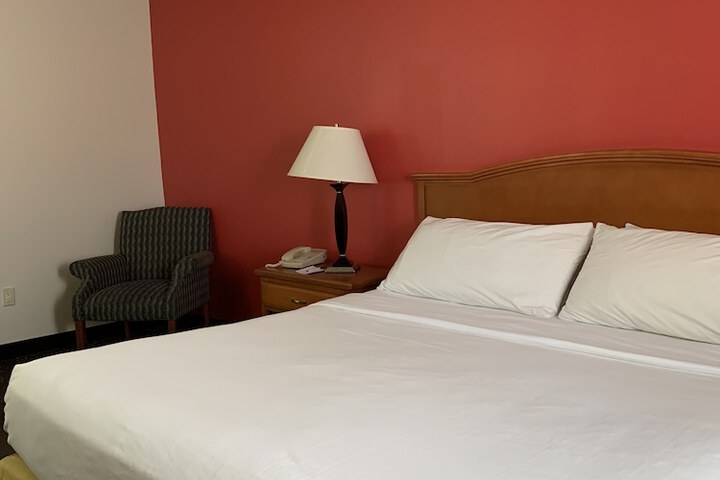 Room 13 of 39