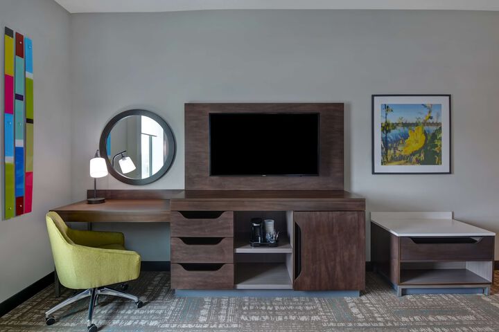 Room 30 of 49